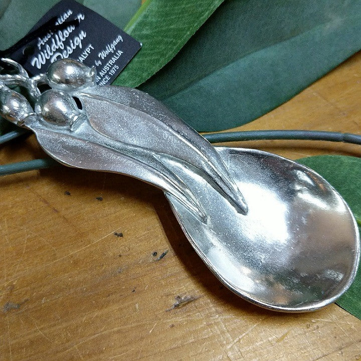 AUSTRALIAN MADE SILVER PEWTER TEA CADDY SCOOPS