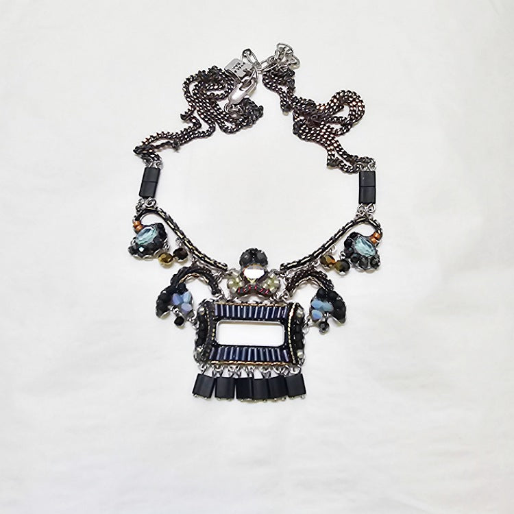 AYALABAR NECKLACE  DARK RECTANGULAR CENTRE PENDANT