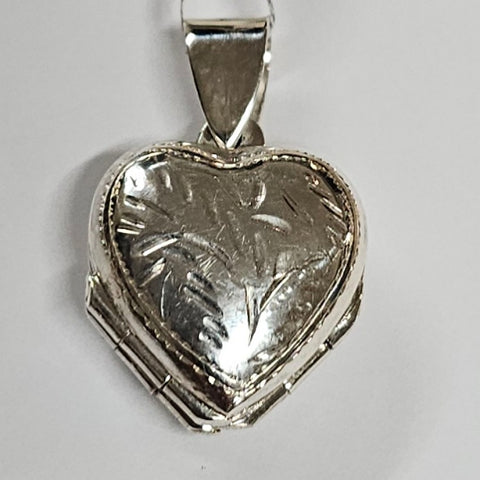 PENDANT STERLING SILVER LOCKET 4 PHOTO HOLDER