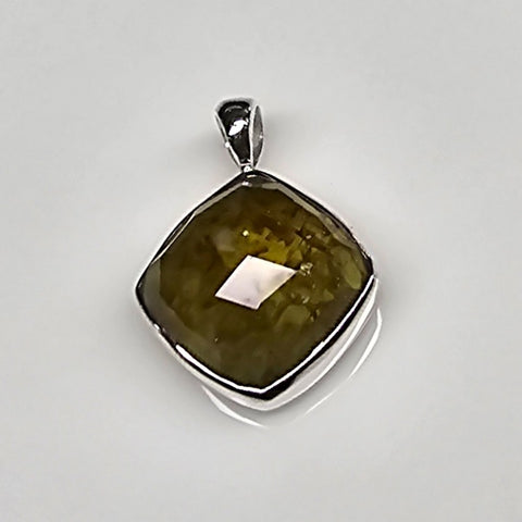 ENTIA PENDANT GROSSULAR GARNET