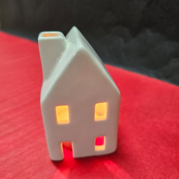 PORCELAIN TEA LIGHT HOUSE WHITE