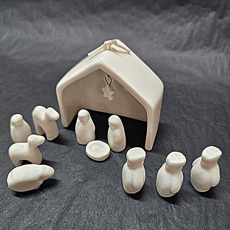 CERAMIC NATIVITY SCENE