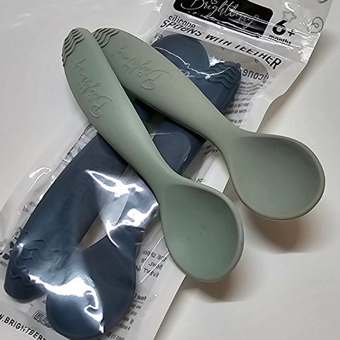 SILICONE SPOONS WITH TEETHER