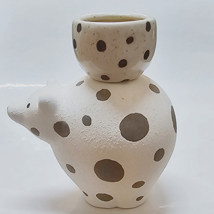 CERAMIC PLANTER ON POLAR BEAR STAND