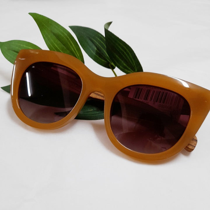 POLARISED SUNGLASSES WOODEN ARMS