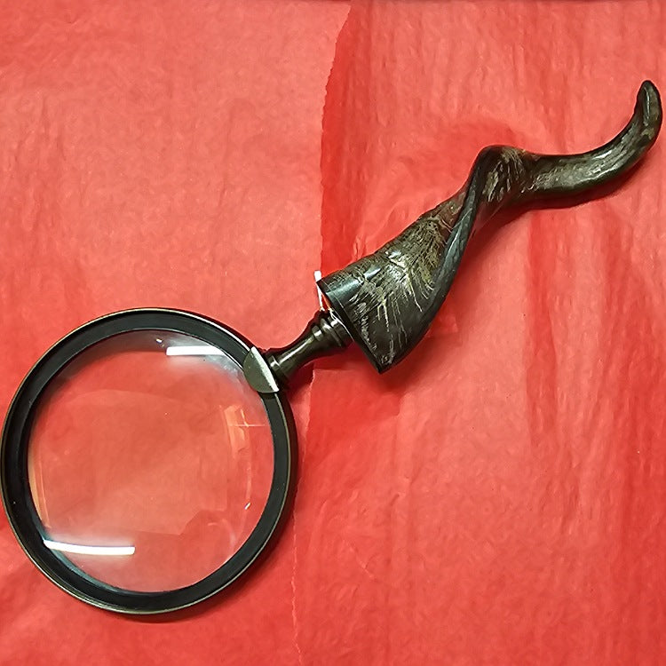 HORN HANDLED MAGNIFYING GLASS