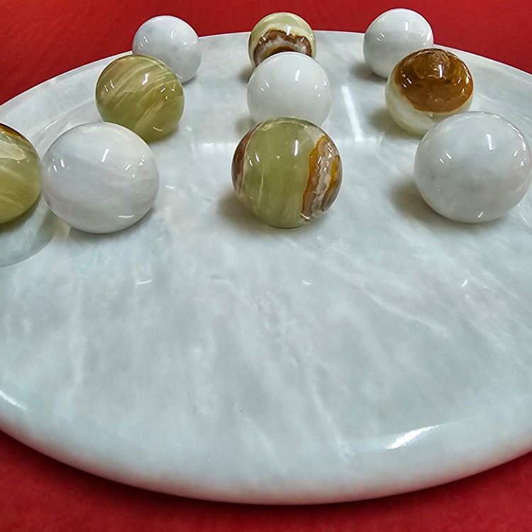 WHITE MARBLE SOLITAIRE SET WITH GREEN ONYX MARBLES