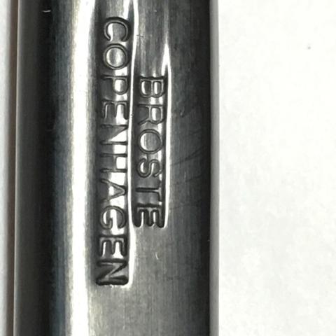 16 PIECE BLACK STAINLESS STEEL CUTLERY SET