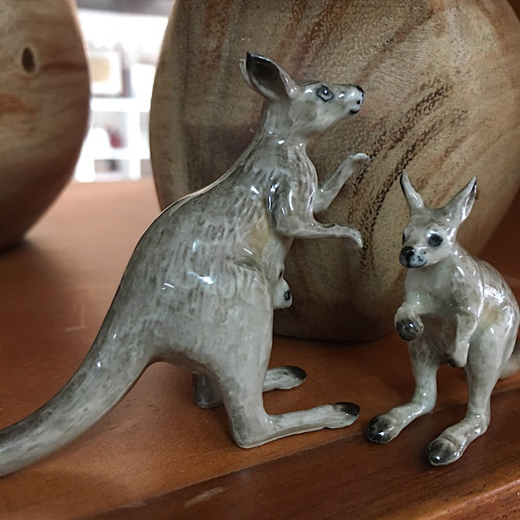 PORCELAIN TRINKET KANGAROO WITH JOEYS