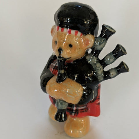 PORCELAIN TRINKET SCOTTI BEAR PLAYING BAGPIPES