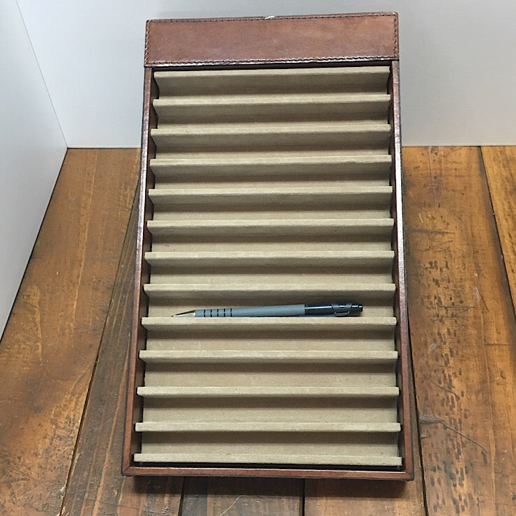 LEATHER 12 PEN HOLDER