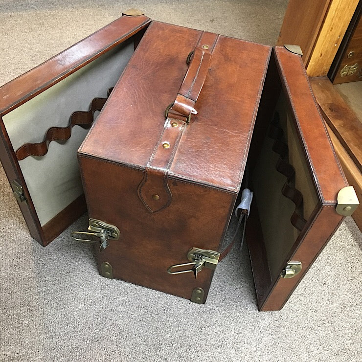 LEATHER 6 BOTTLE CARRIER