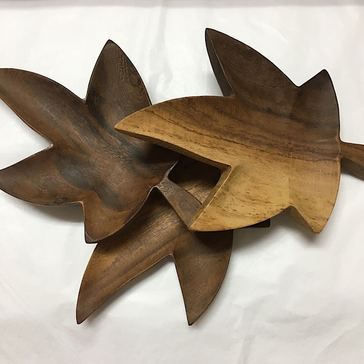 MAPLE LEAF DISH