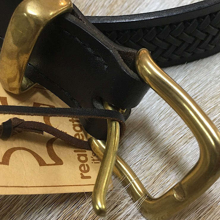 BLACK LEATHER BELT 30 INCH WAIST