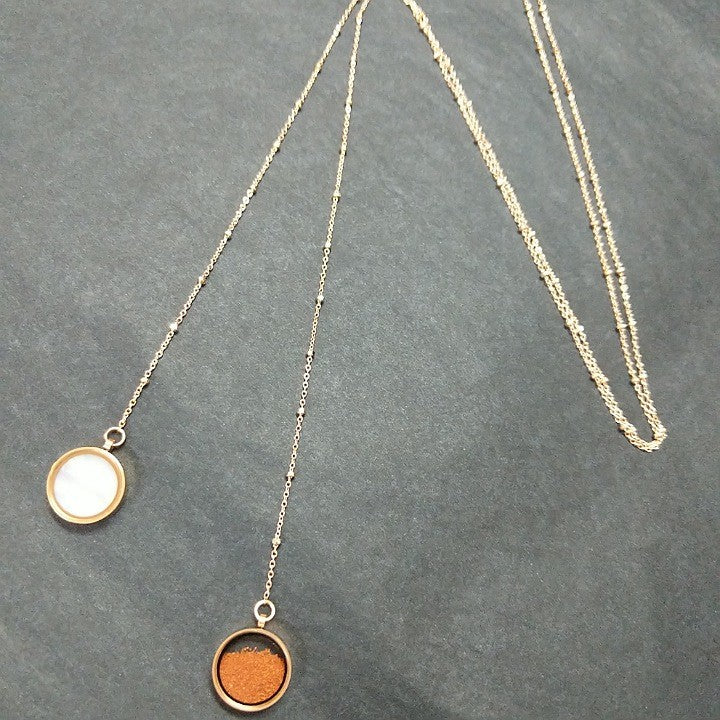 OUTBACK AUSTRALIAN LARIAT NECKLACE FEATURING DESERT SAND OPAL