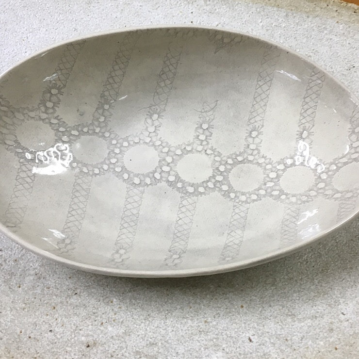 SMALL CERAMIC OVAL DISH