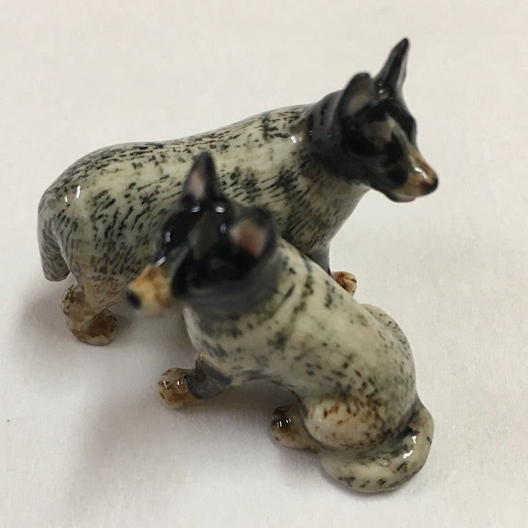 PORCELAIN FIGURINE CATTLE DOG SITTING ONLY