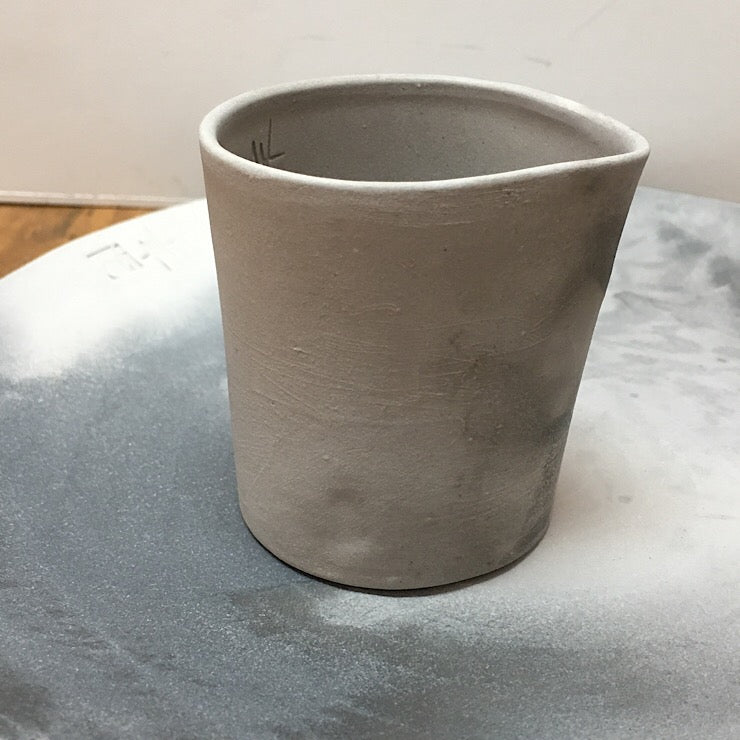 PERSONAL POURING JUG