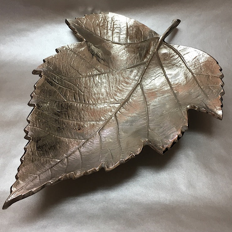 NICKEL LEAF DISH MEDIUM