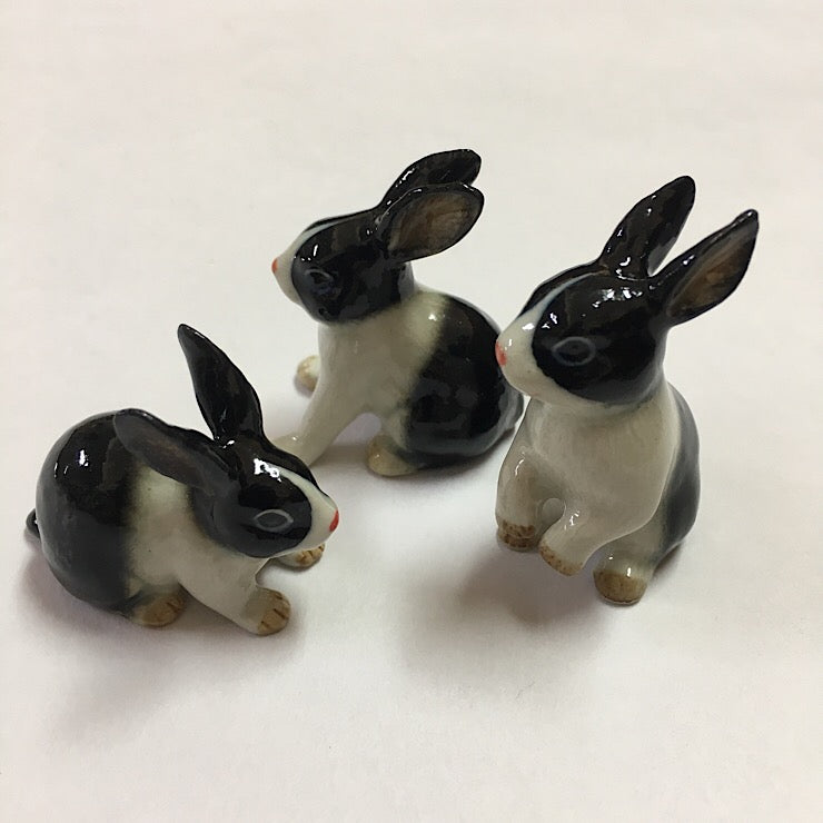 PORCELAIN TRINKETS 3 RABBITS