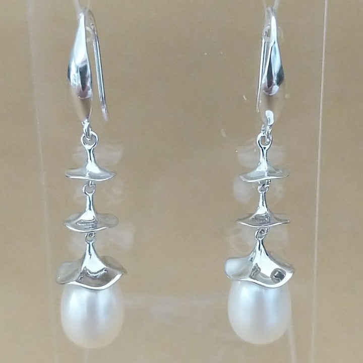 STERLING SILVER PEARL EARRINGS