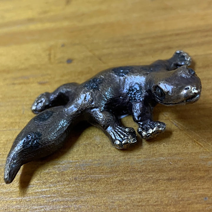 BRONZE GECKO BY PETE SMIT