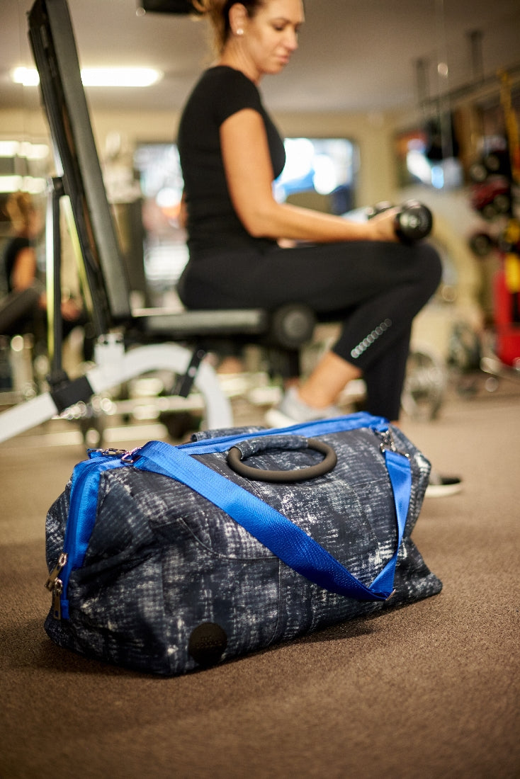 LEISURE TRAVEL BAG COAL WEEKENDER