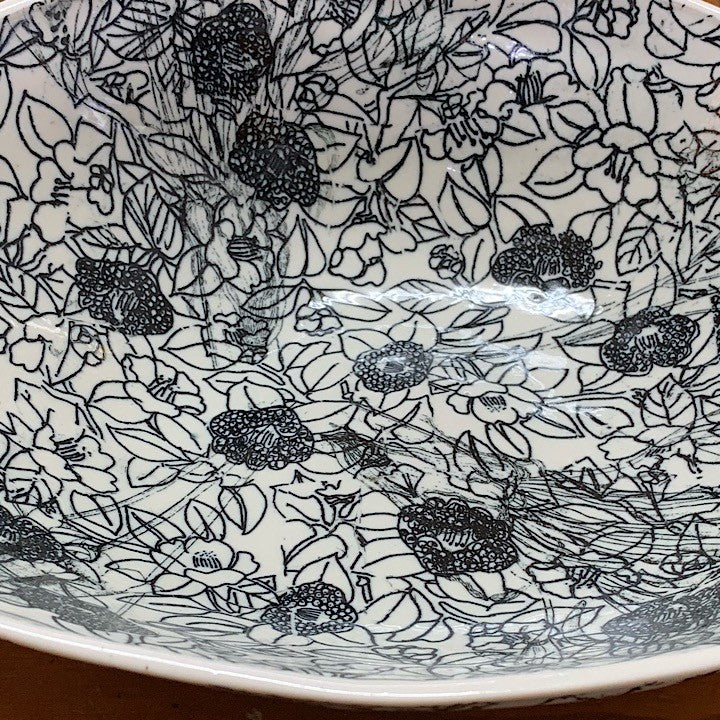 SAMANTHA ROBINSON BLACK WHITE CERAMIC BELLY BOWL