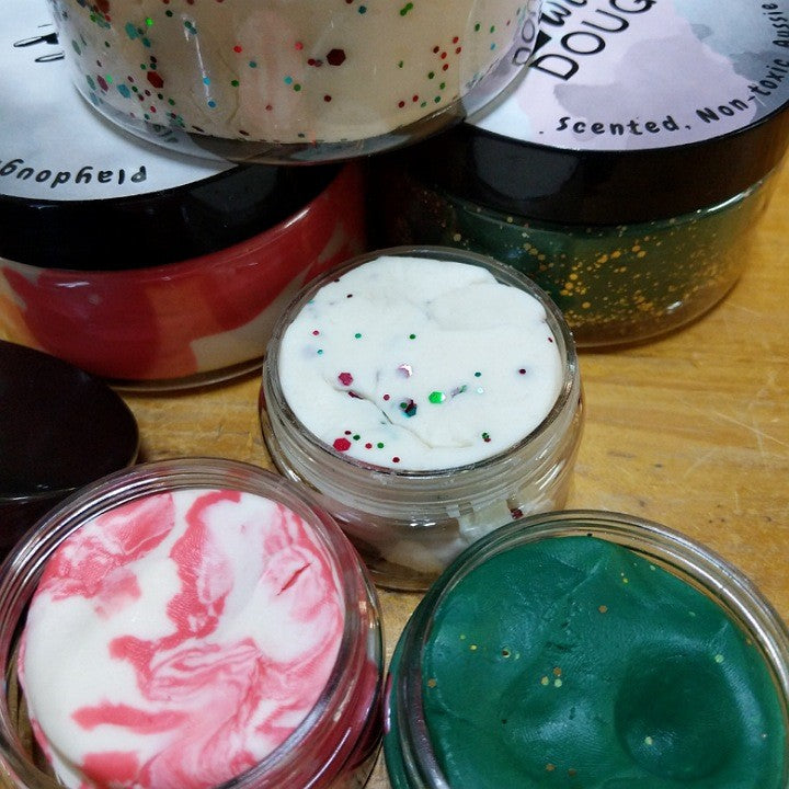 GLITTERY WILD PLAYDOUGH