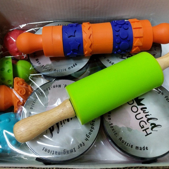 PLAYDOUGH KIT WITH CUTTERS AND ROLLERS