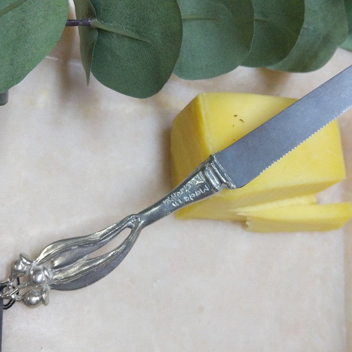 AUSTRALIAN MADE SILVER PEWTER CHEESE KNIVES
