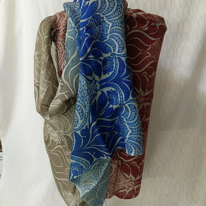 SCARF FINE MERINO WOOL THREE COLOUR