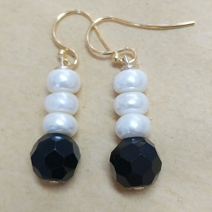 MOKO EARRINGS FRESHWATER PEARLS BLACK CRYSTAL HOOKS