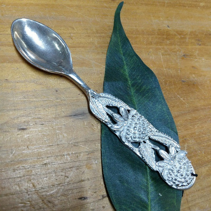 AUSTRALIAN MADE SILVER PEWTER OVAL TEASPOON