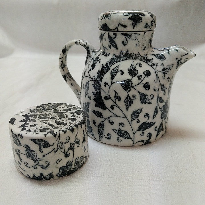 SAMANTHA ROBINSON CERAMIC INDIVIDUAL TEAPOT