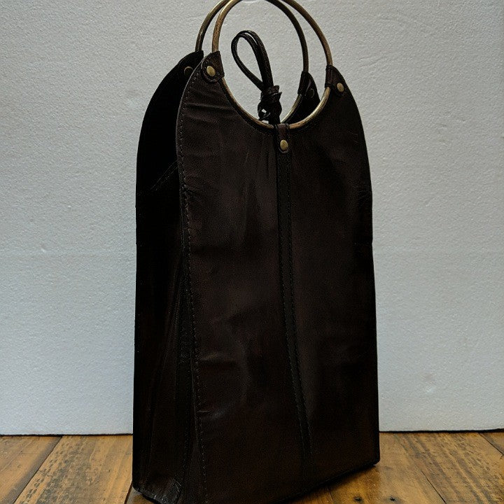 LEATHER DOUBLE BOTTLE WINE CARRIER WITH BRASS RING HANDLE