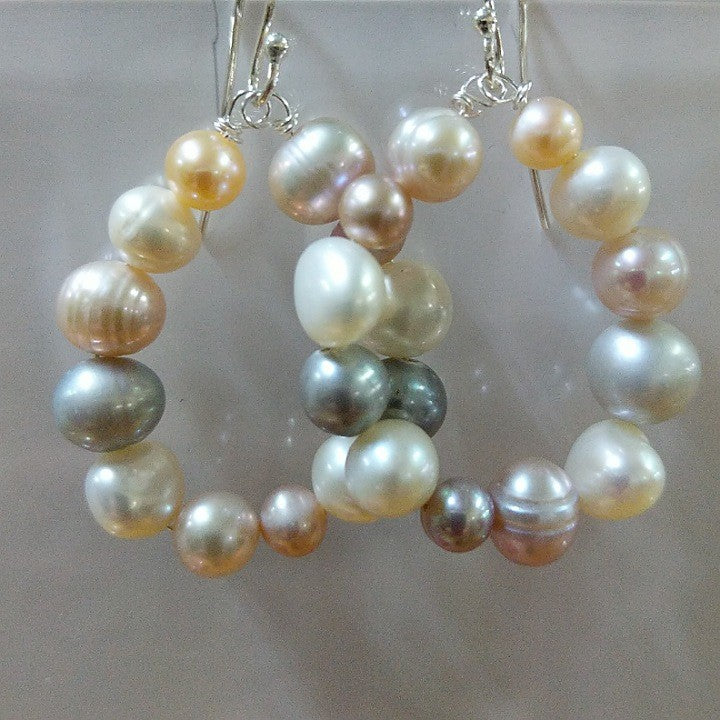 MOKO EARRINGS NATURAL COLOUR FRESHWATER PEARLS