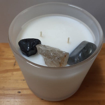 CANDLE WITH CRYSTALS LEATHER AND OUD