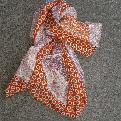 SCARF FINE MERINO WOOL DIAMONDS SPOT