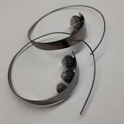 MILENA ZU BALLS ON HOOP EARRINGS