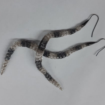 MILENA ZU LONG SNAKE MESH EARRINGS