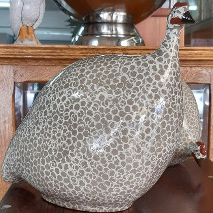 CERAMIC GUINEA FOWL GREY