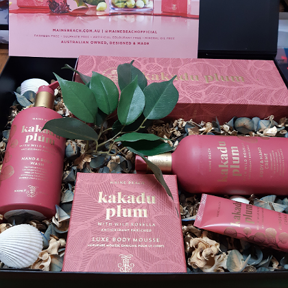 HAMPER PAMPER PACK KAKADU PLUM BODY BLISS
