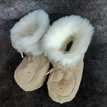 INFANT BABY BOOTIES SHEEPSKIN