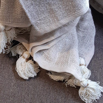 COTTON THROW WITH BEADED TASSELS