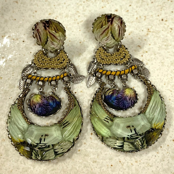 AYALABAR EARRINGS MINT ON MAUVE BEAUTY