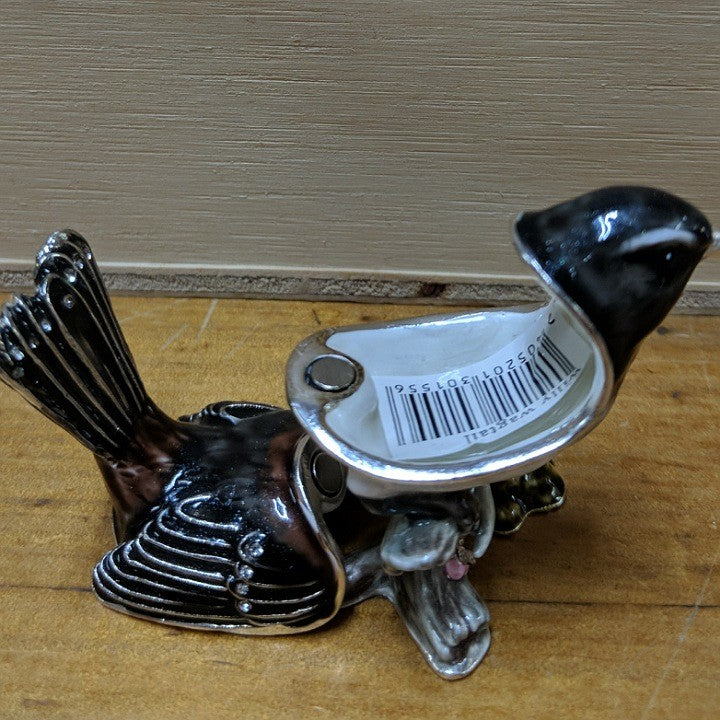 WILLYWAGTAIL TRINKET BOX