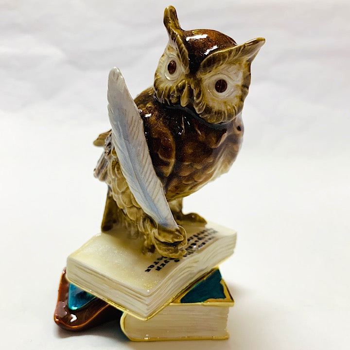 OWL ON BOOKS GRADUATION TRINKET BOX