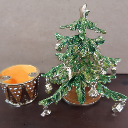 CHRISTMAS TREE TRINKET BOX