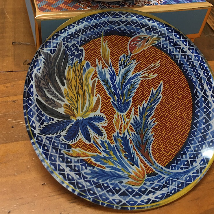 ROSE LAVENDAR SCENTED SOAP ON PAINTED GLASS DISH